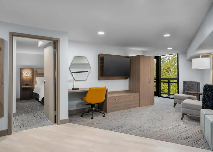 Holiday Inn Express Hilton Head Island By Ihg