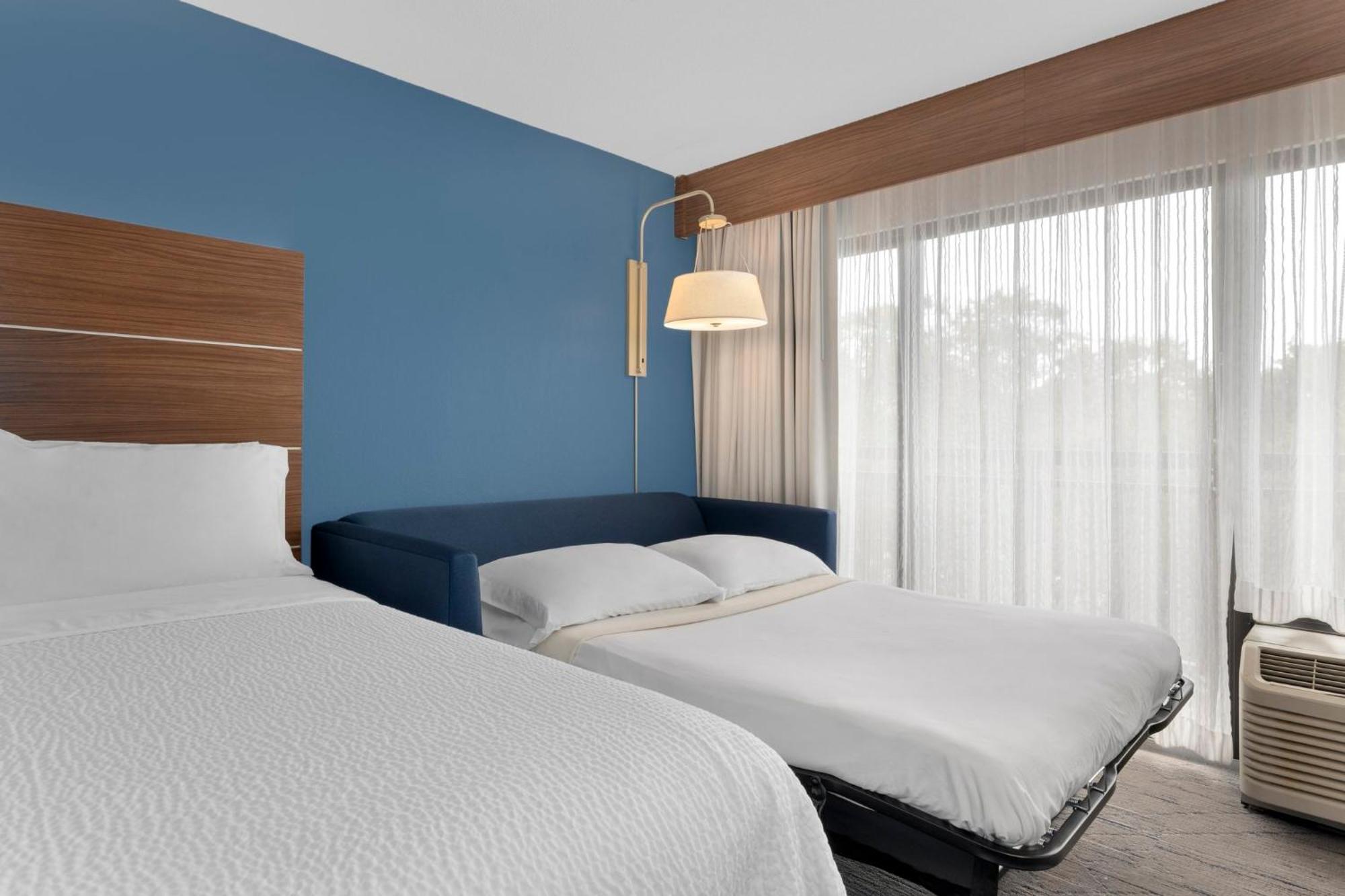 Express By Ihg 3*