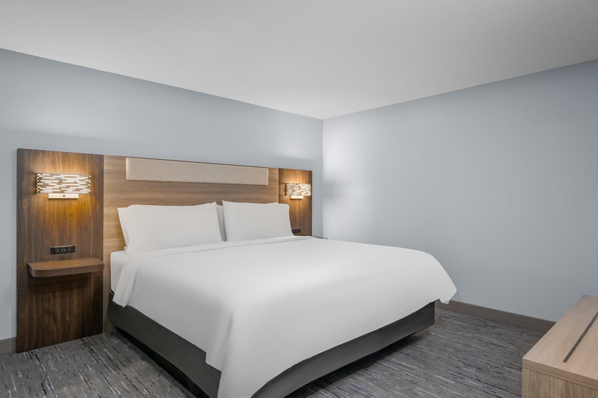 Hotel Express By Ihg Hilton Head Island