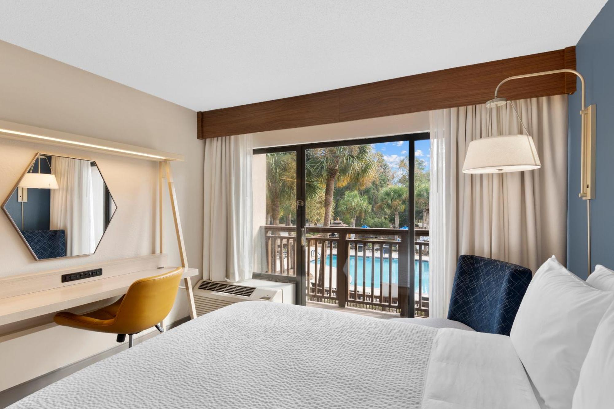 Hotel Express By Ihg Hilton Head Island